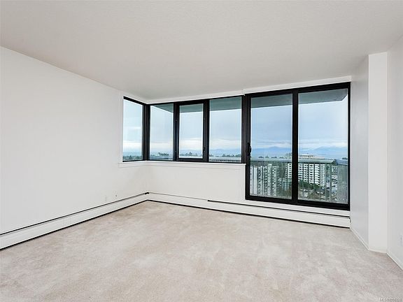5th image of 647 Michigan St #2006