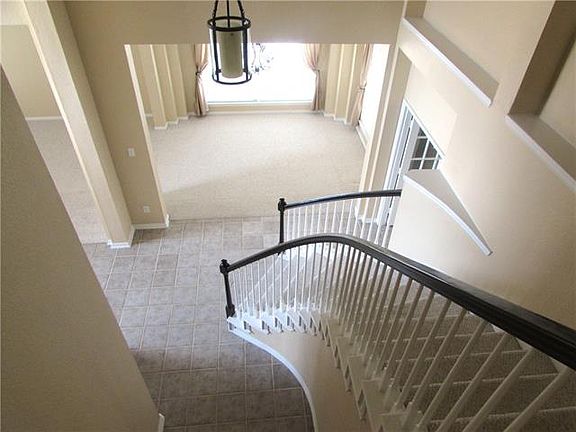 5th image of 3802 Harlington Ln