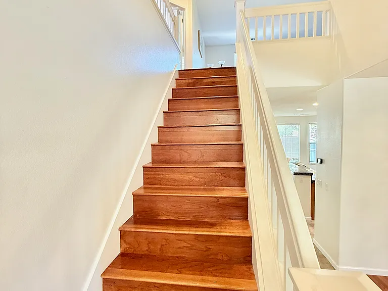 863 Dederick Ct — Photo 34