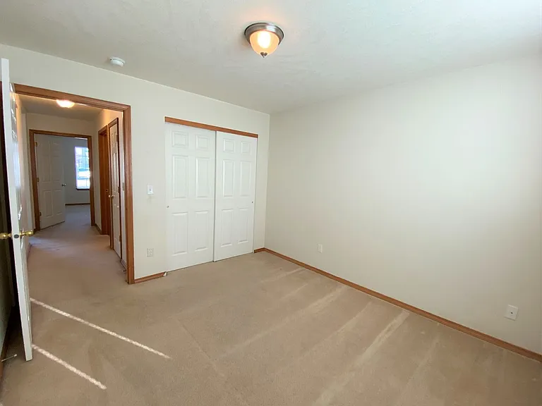 8004 Chehalis Dr — Photo 17