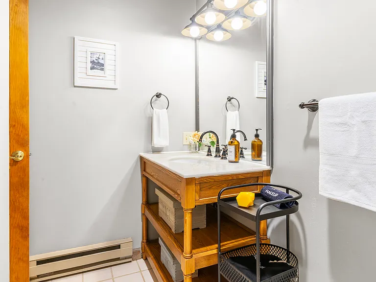 21 Larsen Dr — Photo 29