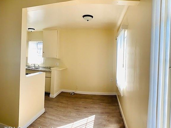 4th image of 3862 Potomac Ave APT 04