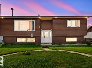 5215 50th Ave, Bruderheim, AB T0B 0S0