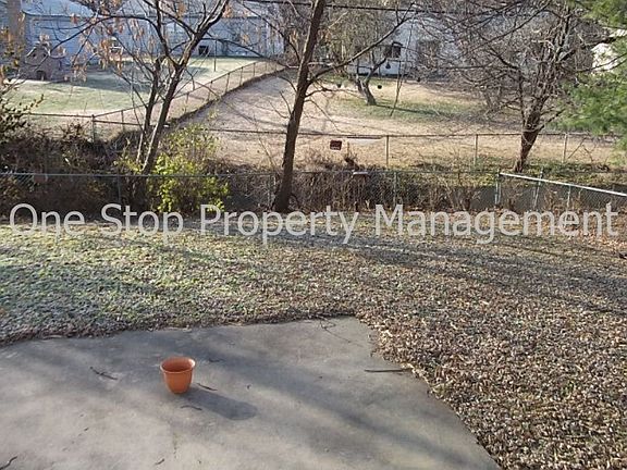 Back Yard/ Patio
