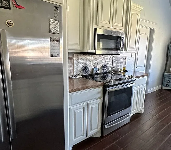 1205 Alma Dr — Photo 13