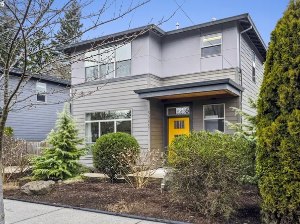 5045 SE Knapp St, Portland, OR 97206