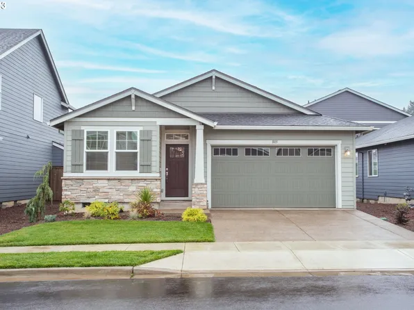 1015 S 31st Ave, Cornelius, OR 97113