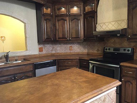 3rd image of 2905 Ash Field Dr