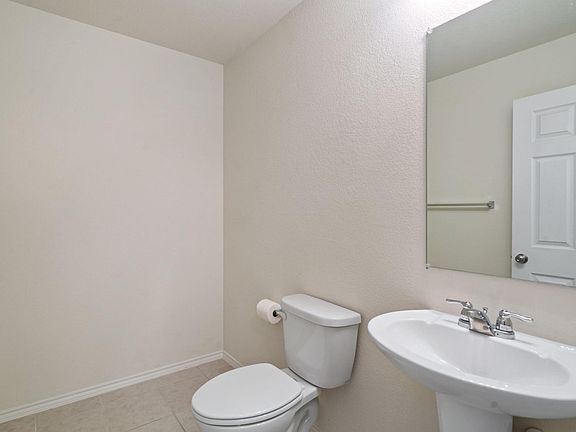 4th image of 1725 Vernon Dr
