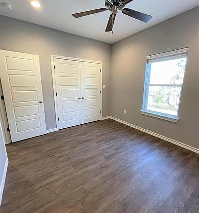 3rd image of 806 W 32nd St #3