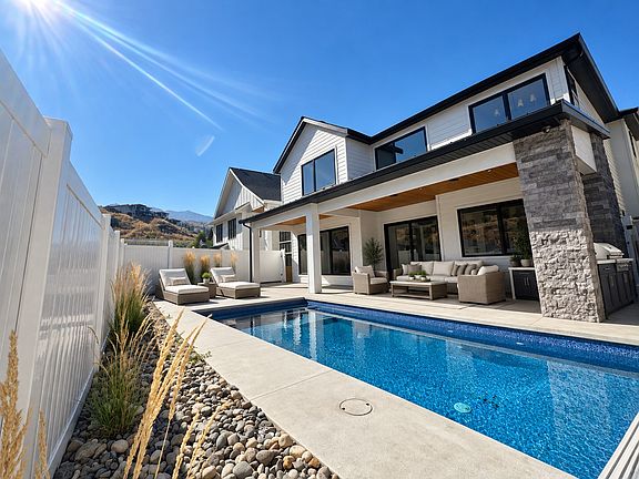 2nd image of 5533 Foothill Ct