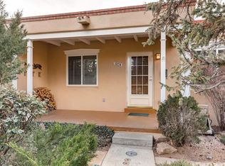 1036 Osage Cir, Santa Fe, NM 87505