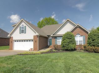 2411 Mission Ridge Dr, Murfreesboro, TN 37130