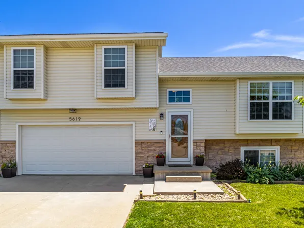 5619 Merlin Ln, Council Bluffs, IA 51501
