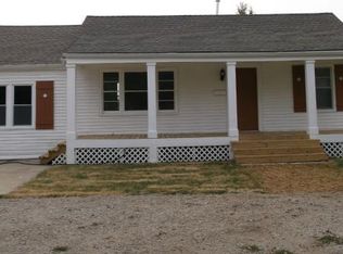 19540 S Lone Elm Rd, Spring Hill, KS 66083