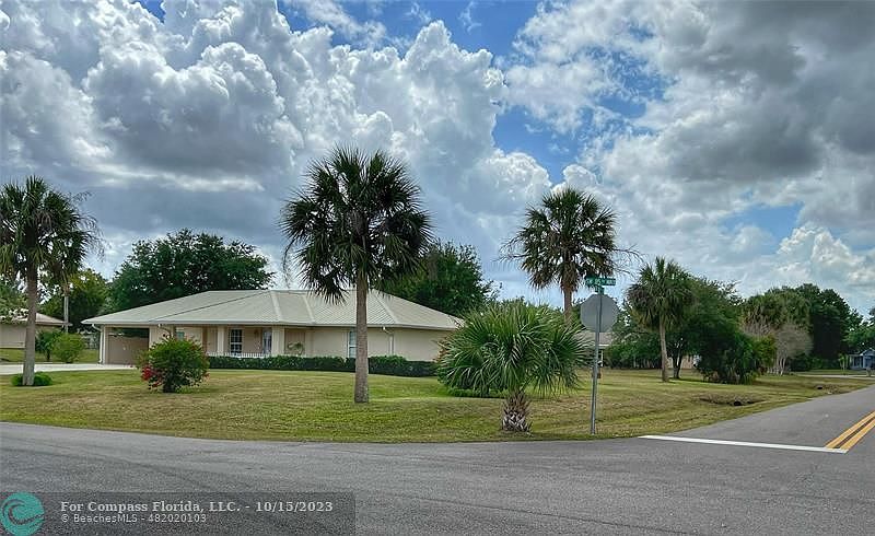 1st image of 1051 SW 85th Way