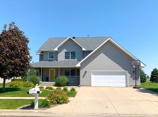 1123 Lincoln Ave NE, Watertown, SD 57201