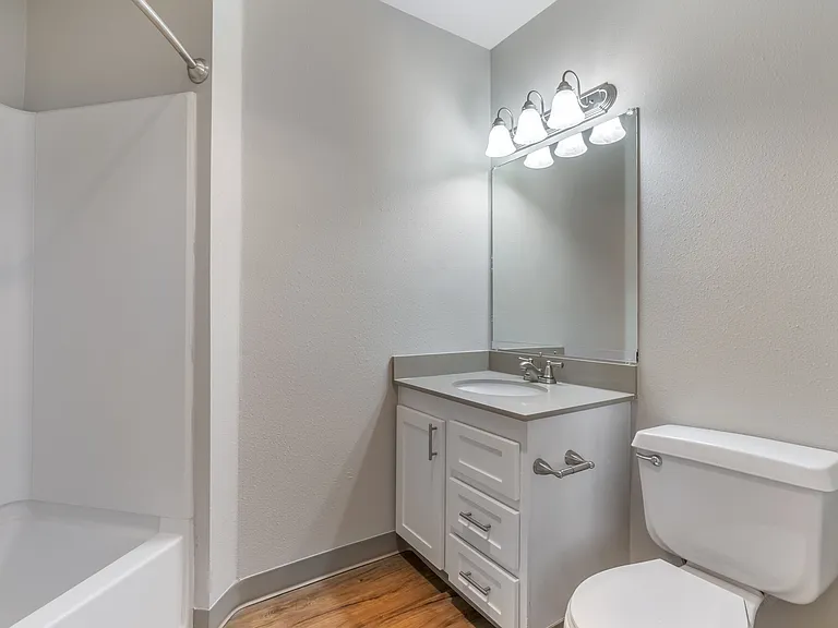 Sterling Pointe — Photo 76