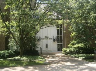 2 Oak Brook Club Dr APT C101, Oak Brook, IL