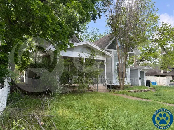 224 W Hull St, Denison, TX