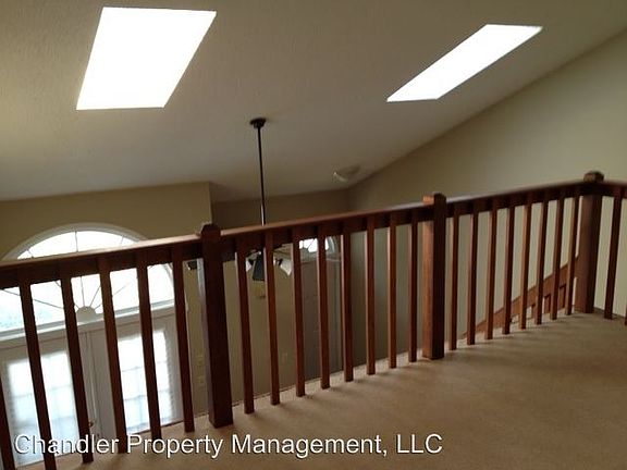 5th image of 1004 Saint Andrews Way APT B