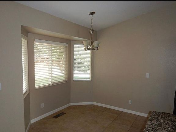 4th image of 5105 Colina Dr