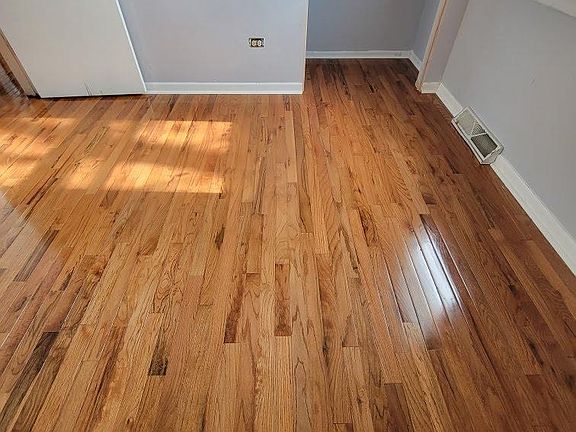5th image of 5366 Imperial Dr