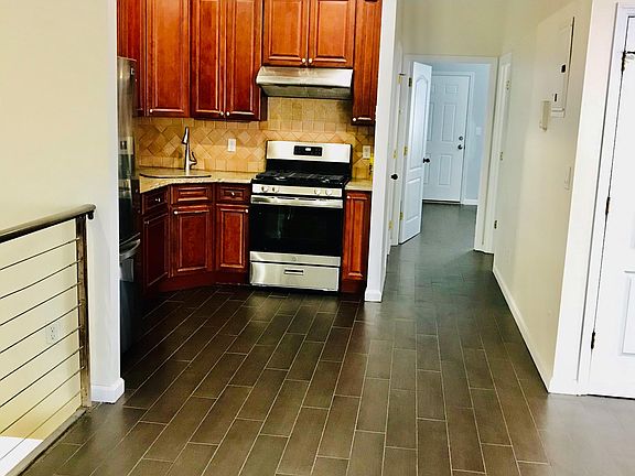 3rd image of 8418 25th Ave #1A