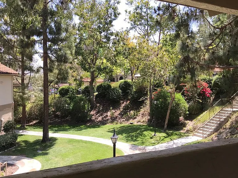 10343 Azuaga St #72 — Photo 9