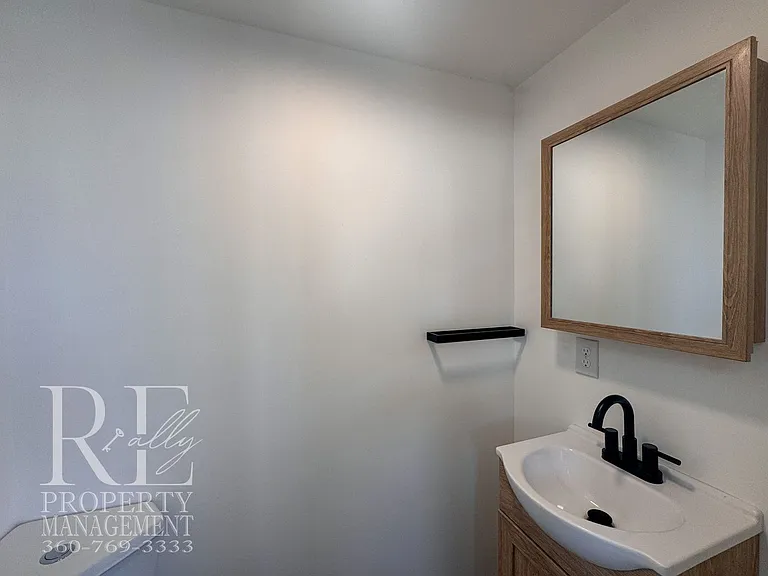 1005 Sidney Ave — Photo 15