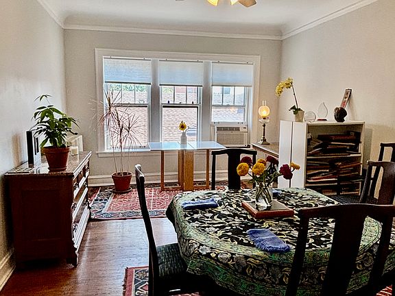 3rd image of 442 Elmwood Ave APT 3