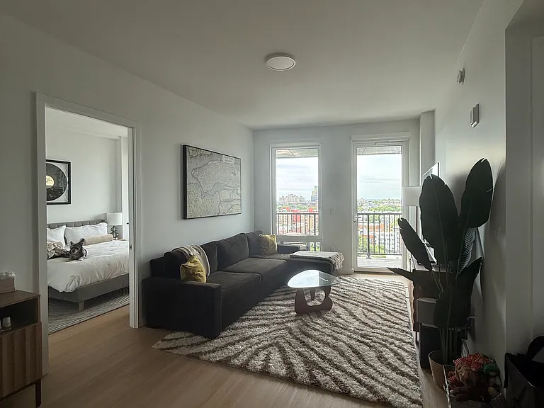 1042 Atlantic Ave #16I — Photo 2