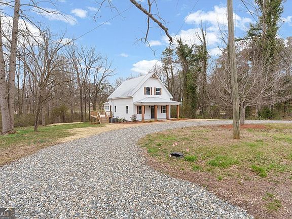 5th image of 285 3rd St