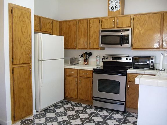 5th image of 6605 Canoe Hill Dr
