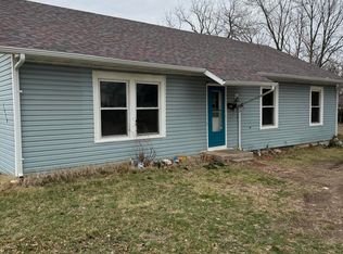 1420 S Campbell Ave, Springfield, MO 65807