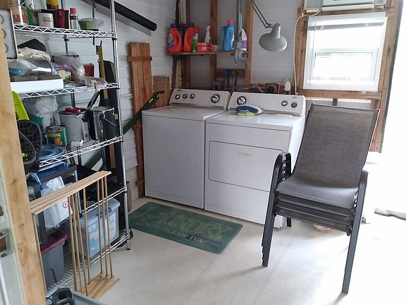 3rd image of 340 Bimini Cay Cir