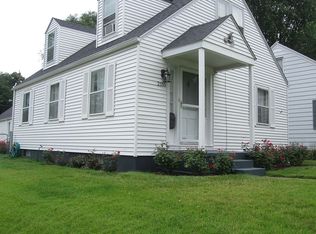 2155 Inglewood Pl, South Bend, IN 46616