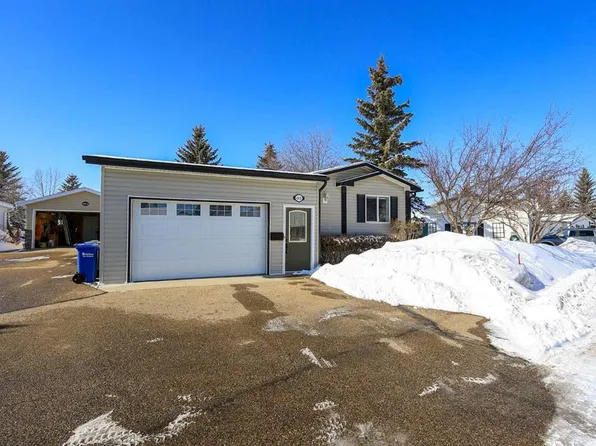 4915 Doncaster Ave, Red Deer, AB T4R 2Z8