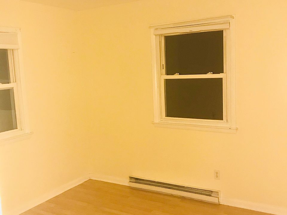 Bedroom #1