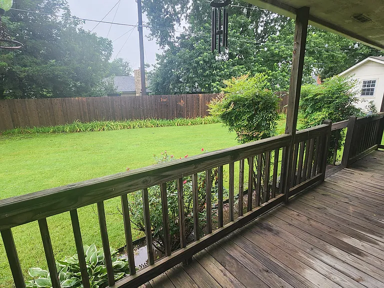 1848 Crestview Cir — Photo 21