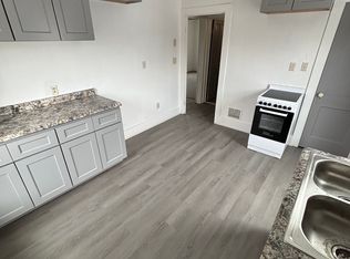 404 & 404-1/2 W Plain St, Minerva, OH 44657