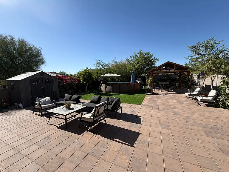 124 W Bobcat Pl — Photo 3