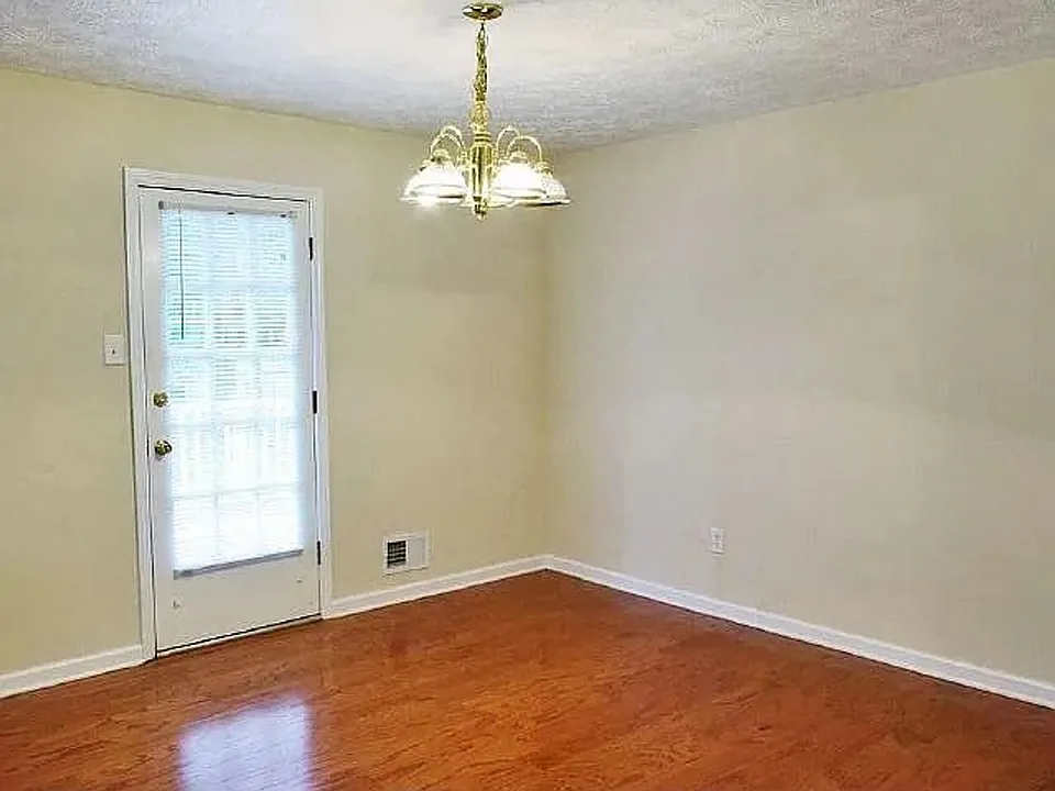103 Springwood Valley Rd