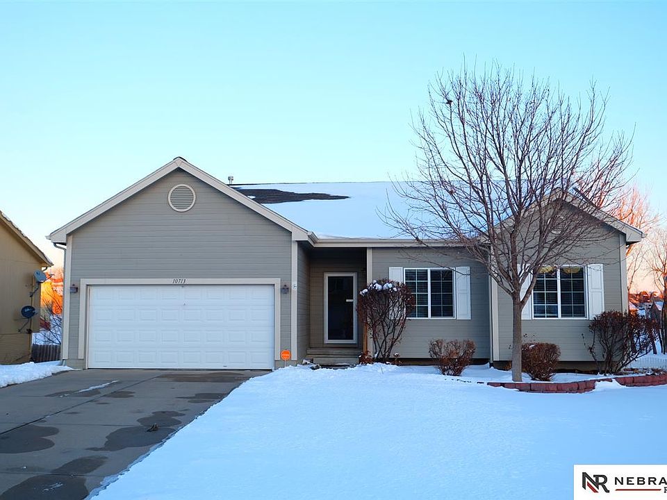 1st image of 10713 Winding River Dr