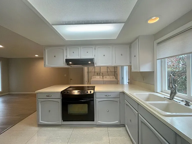 12956 SE 126th Ave — Photo 10