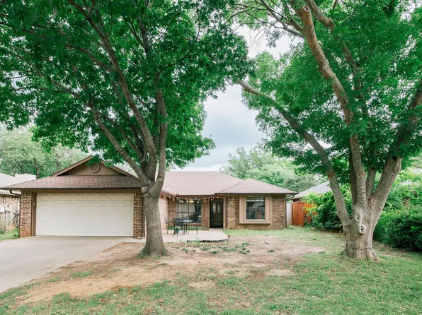 3001 Terry Ct, Denton, TX 76209
