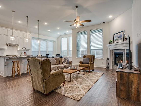 4th image of 3109 Saltwood Ct