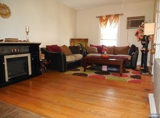 36 Ardale Rd, Paramus, NJ 07652