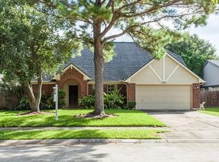 4707 Linden Pl, Pearland, TX 77584