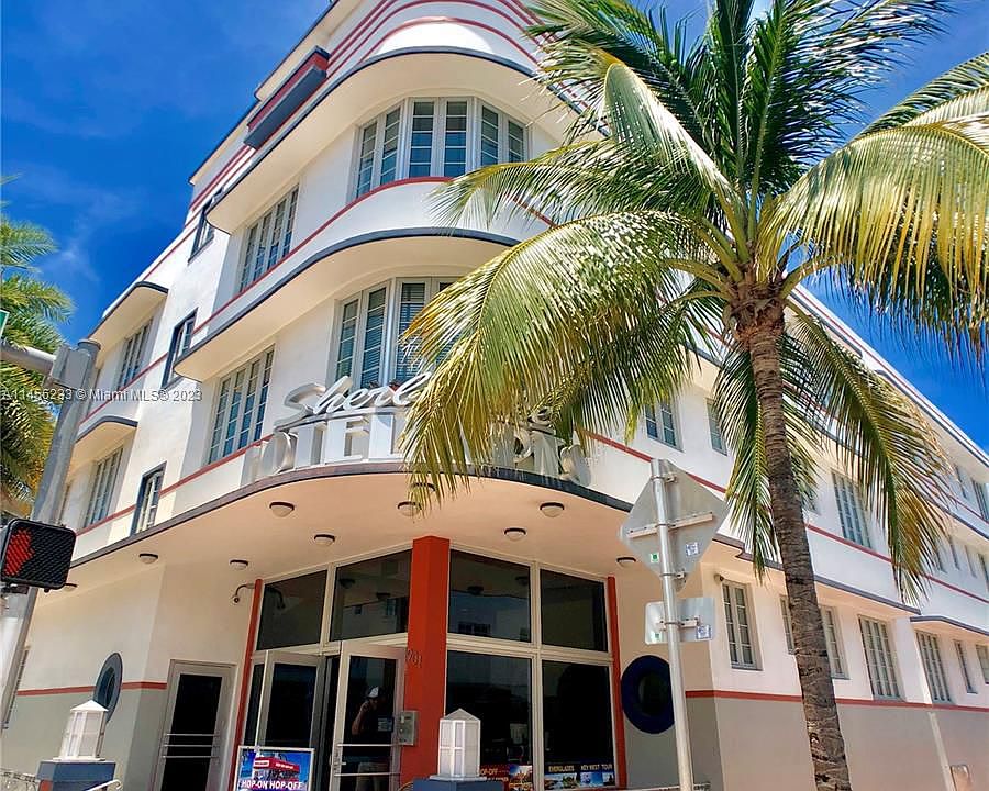 1st image of 901 Collins Ave APT 109